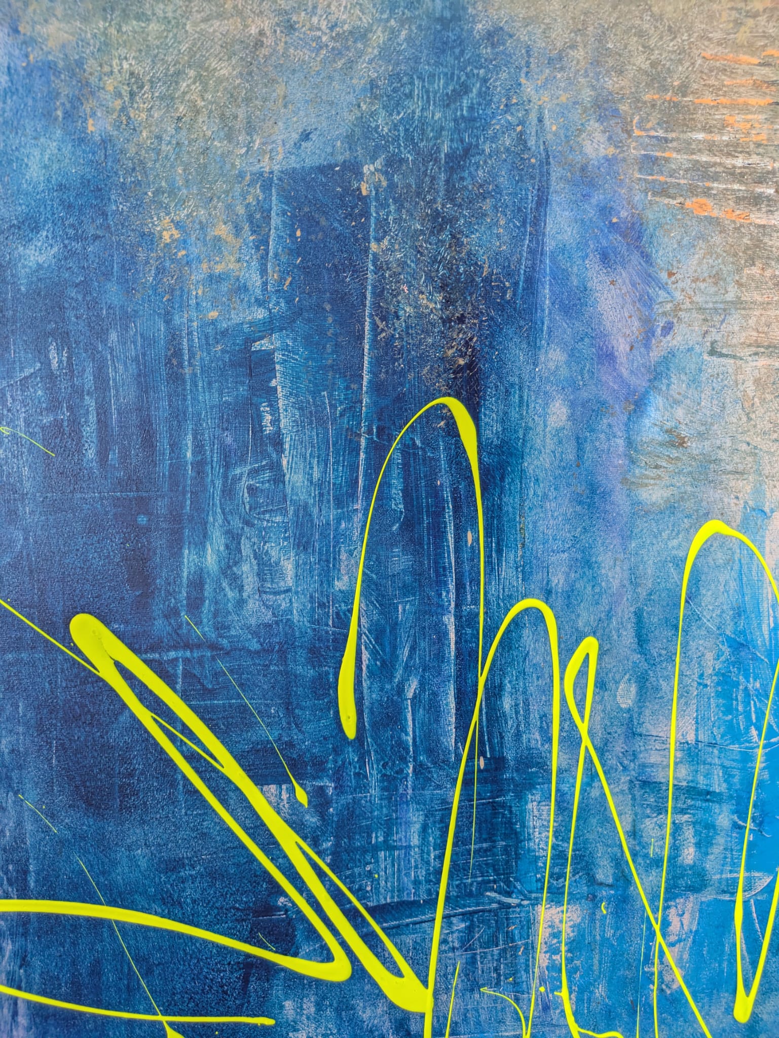 Waves and lights thumbnail 3